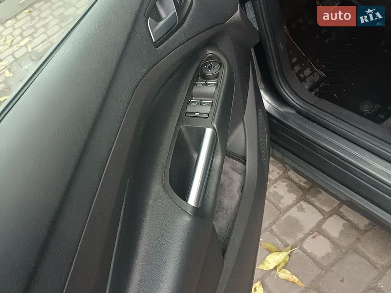 Минивэн Ford C-Max 2017 в Львове