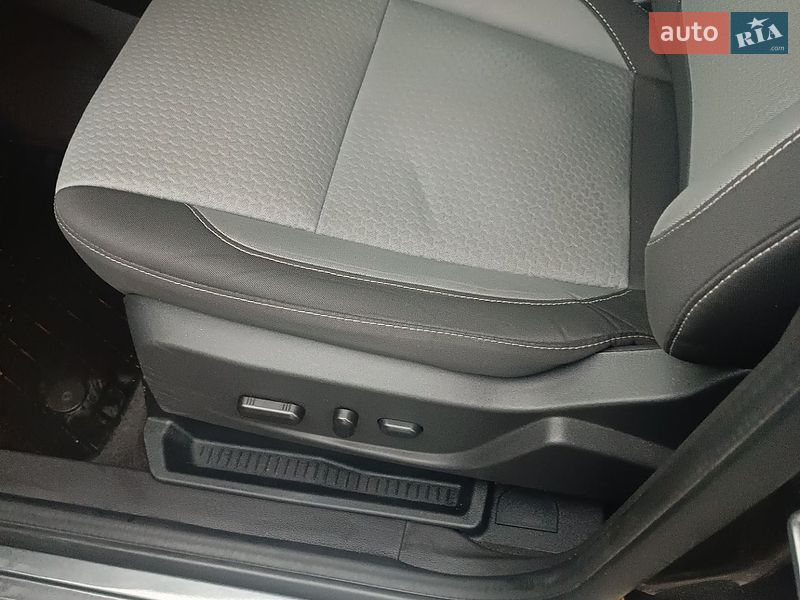 Минивэн Ford C-Max 2017 в Львове
