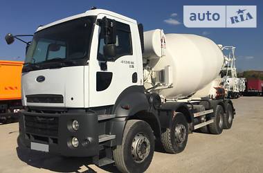 Ford Cargo 4136M 2015