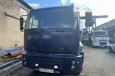 Ford Cargo  2008