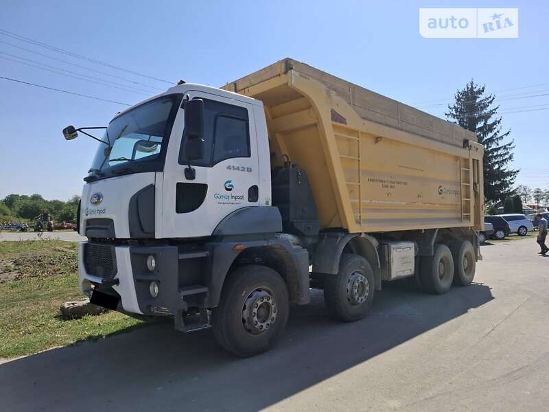 Ford Cargo 2018
