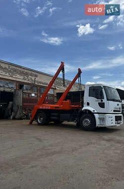 Ford Cargo  2007