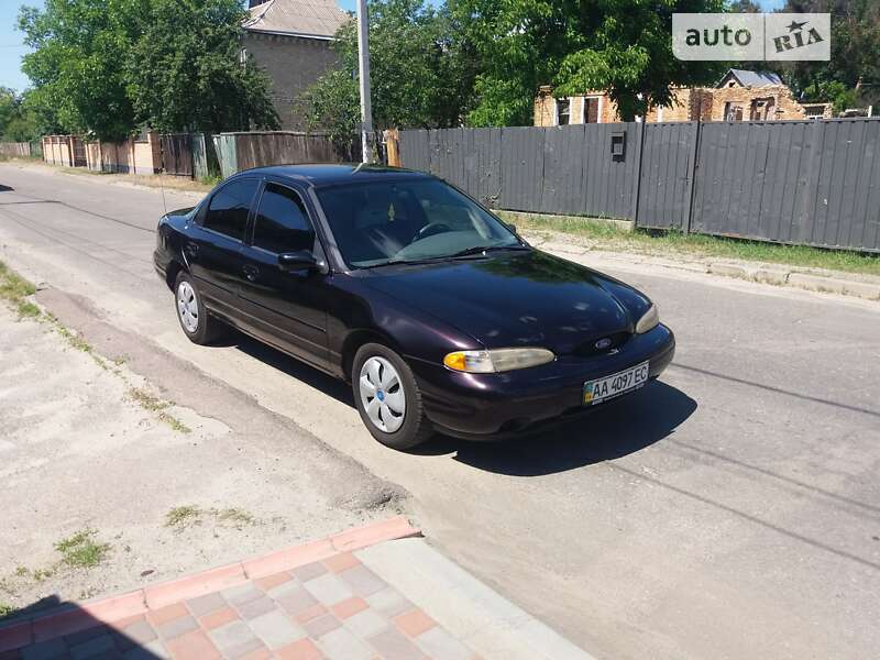 Седан Ford Contour