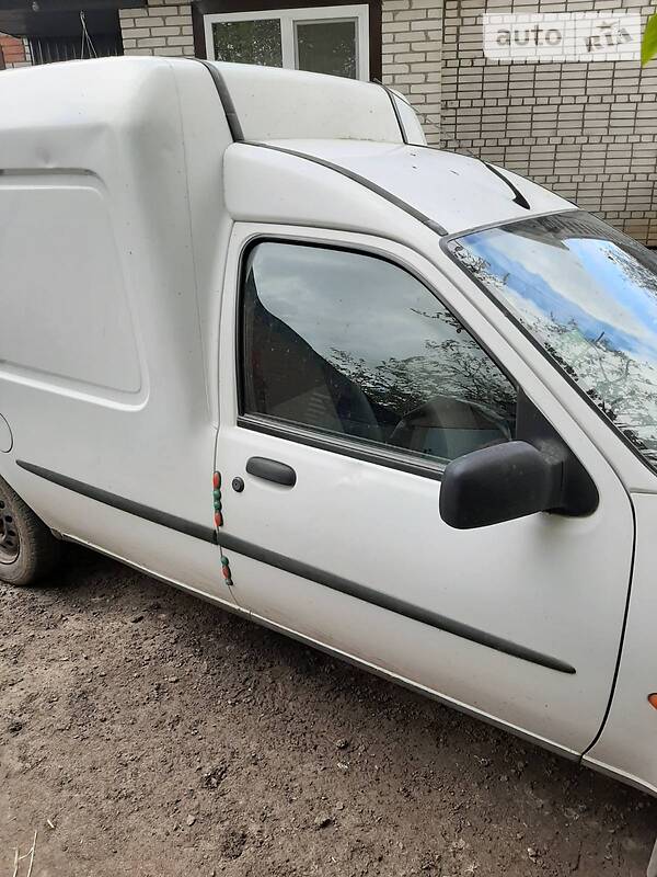 Универсал Ford Courier