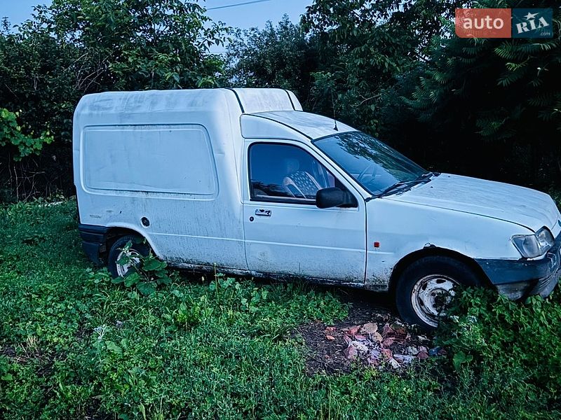 Мінівен Ford Courier 1991 в Хмельницькому