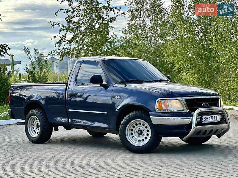 Ford E-150