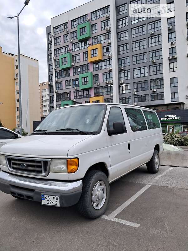 Ford E-350