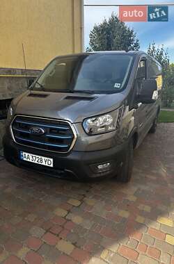 Ford E-Transit 2022
