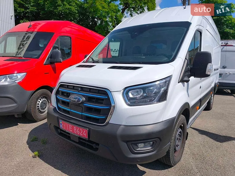 Ford E-Transit 2022