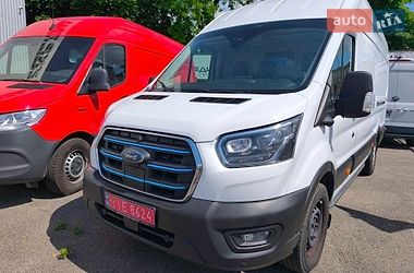 Ford E-Transit 2022