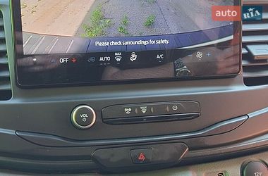 Вантажний фургон Ford E-Transit 2023 в Дніпрі