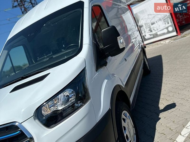 Грузовой фургон Ford E-Transit 2023 в Виннице