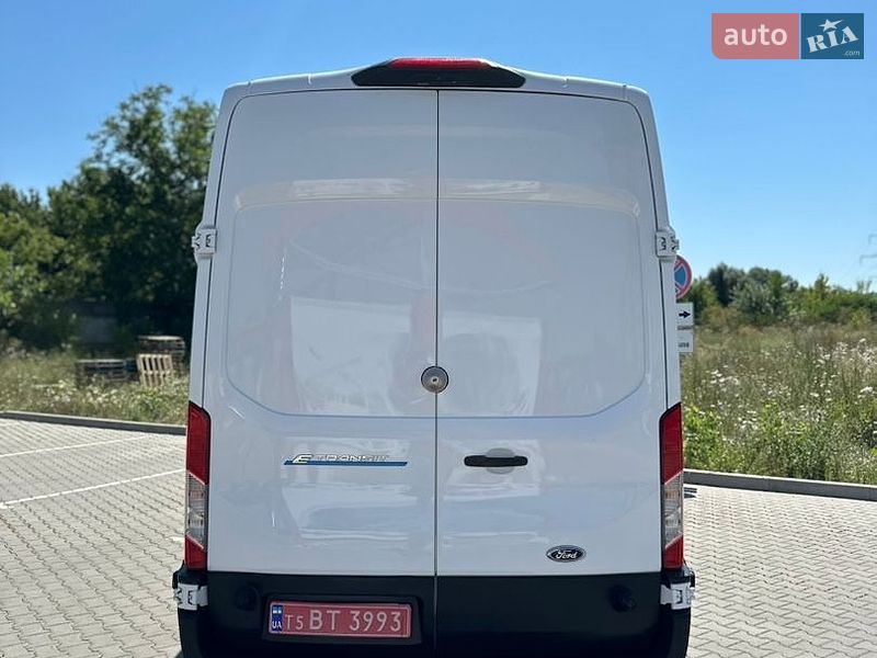 Грузовой фургон Ford E-Transit 2023 в Виннице