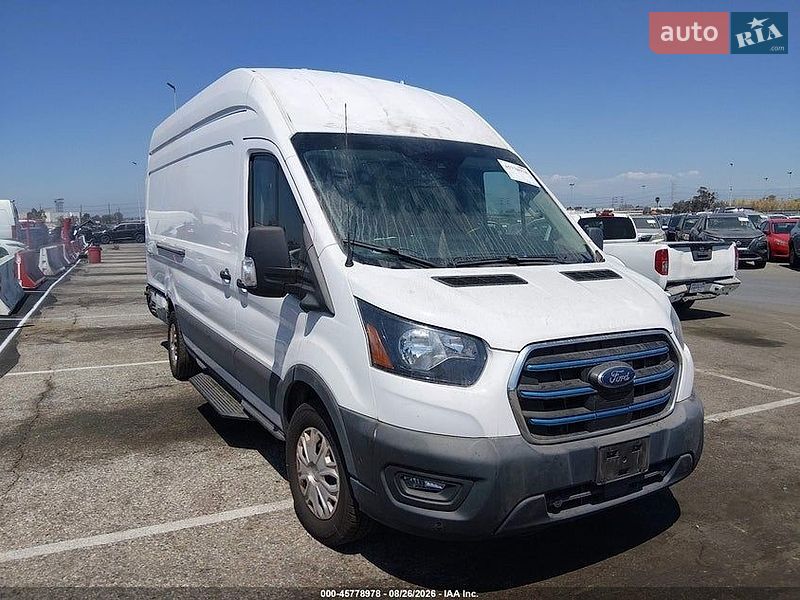 Вантажопасажирський фургон Ford E-Transit 2022 в Луцьку