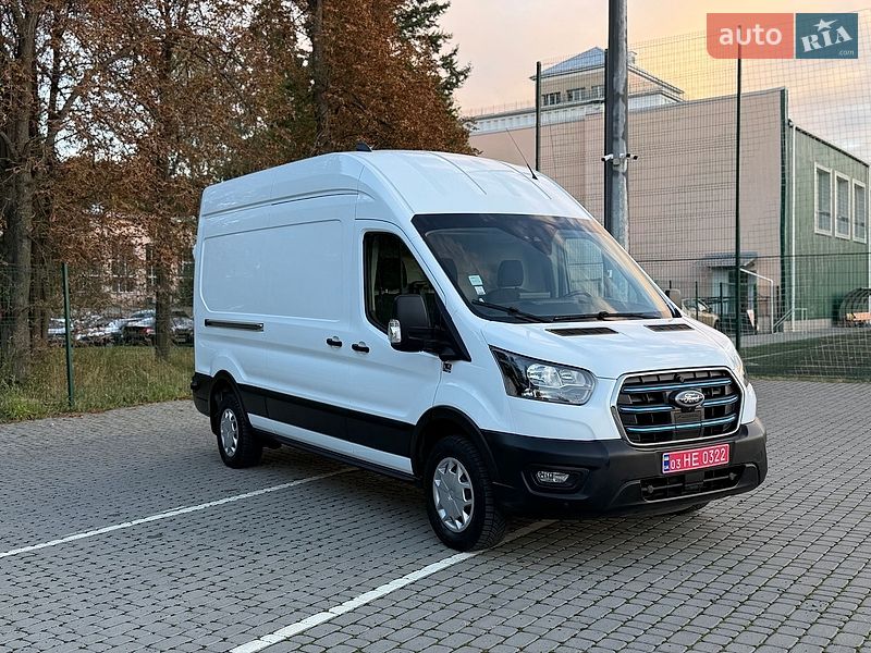 Ford E-Transit 2023
