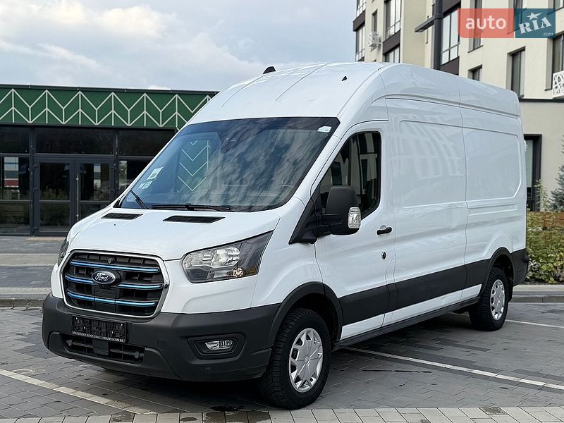 Ford E-Transit 2023
