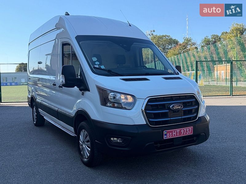 Грузовой фургон Ford E-Transit 2022 в Виннице