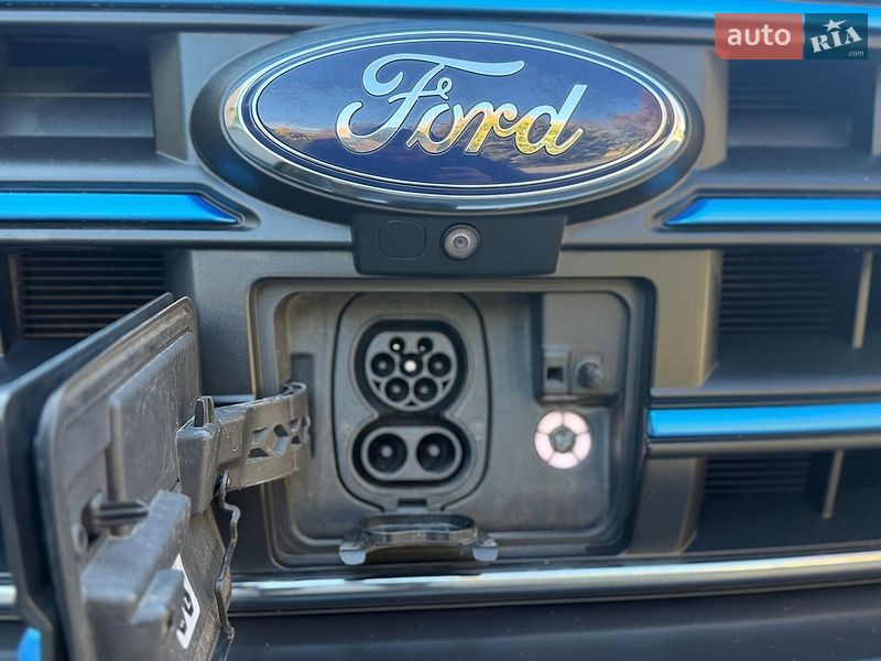 Грузовой фургон Ford E-Transit 2022 в Виннице