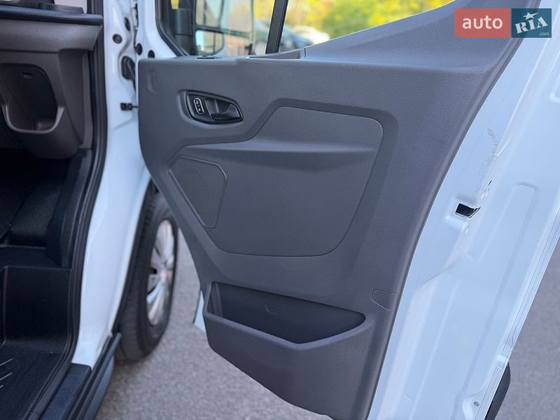 Грузовой фургон Ford E-Transit 2022 в Виннице