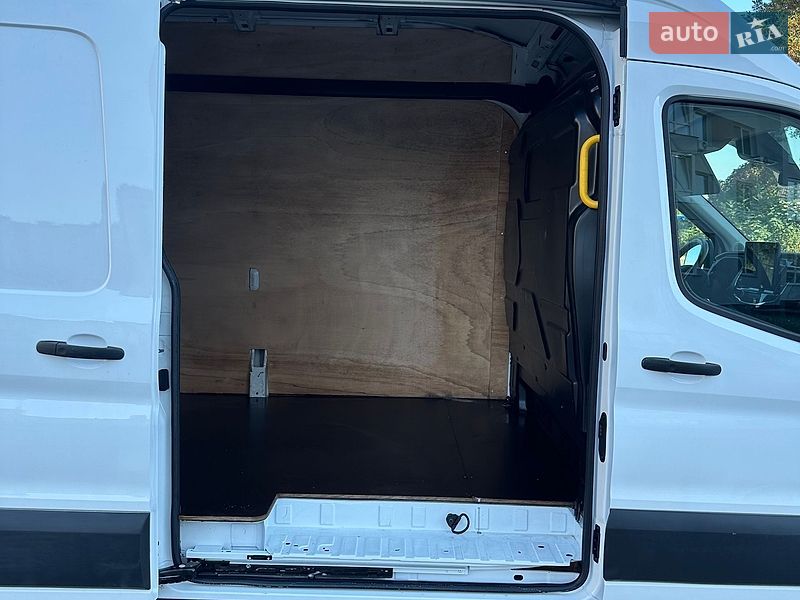 Вантажний фургон Ford E-Transit 2023 в Вінниці