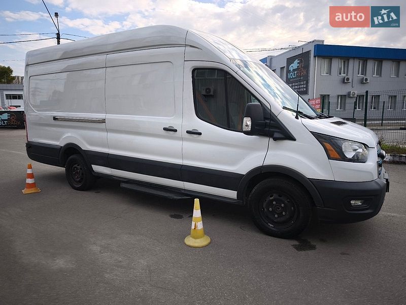 Вантажний фургон Ford E-Transit 2022 в Києві
