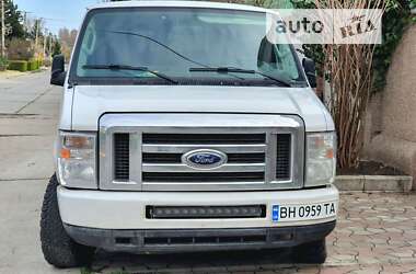 Ford Econoline 2013