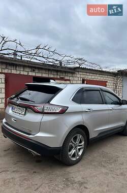 Ford Edge  2015