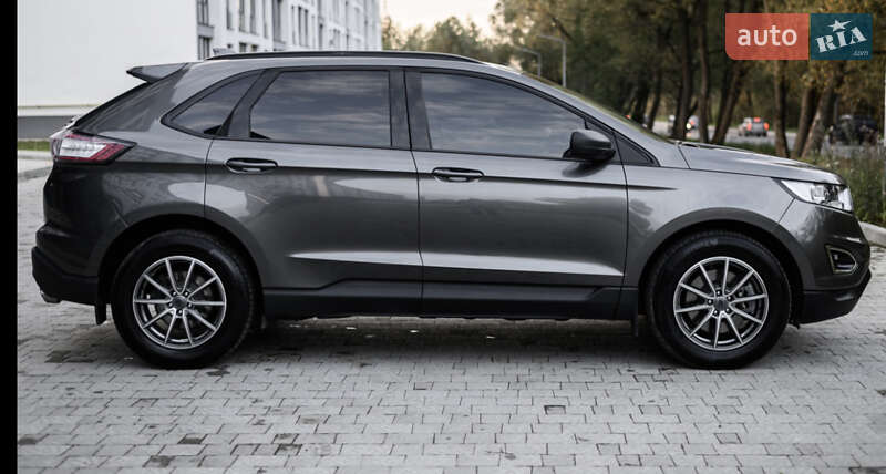 Позашляховик / Кросовер Ford Edge 2016 в Чернівцях
