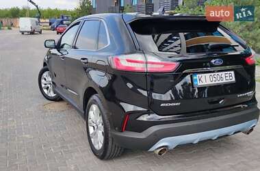Ford Edge  2020
