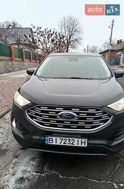 Ford Edge  2021