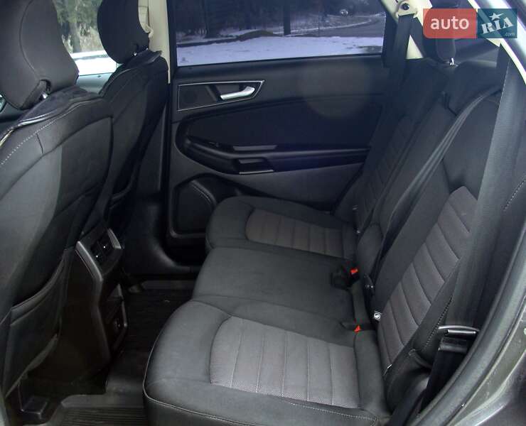 Внедорожник / Кроссовер Ford Edge 2017 в Ровно