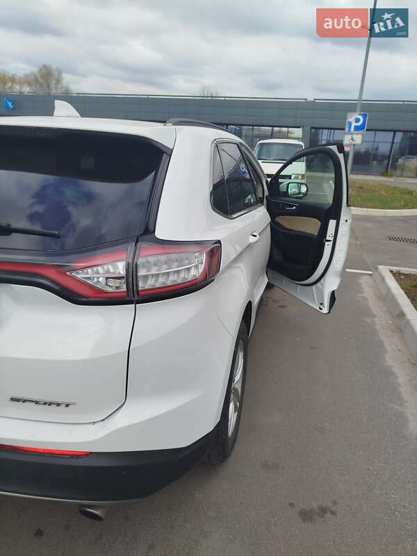 Позашляховик / Кросовер Ford Edge 2016 в Києві