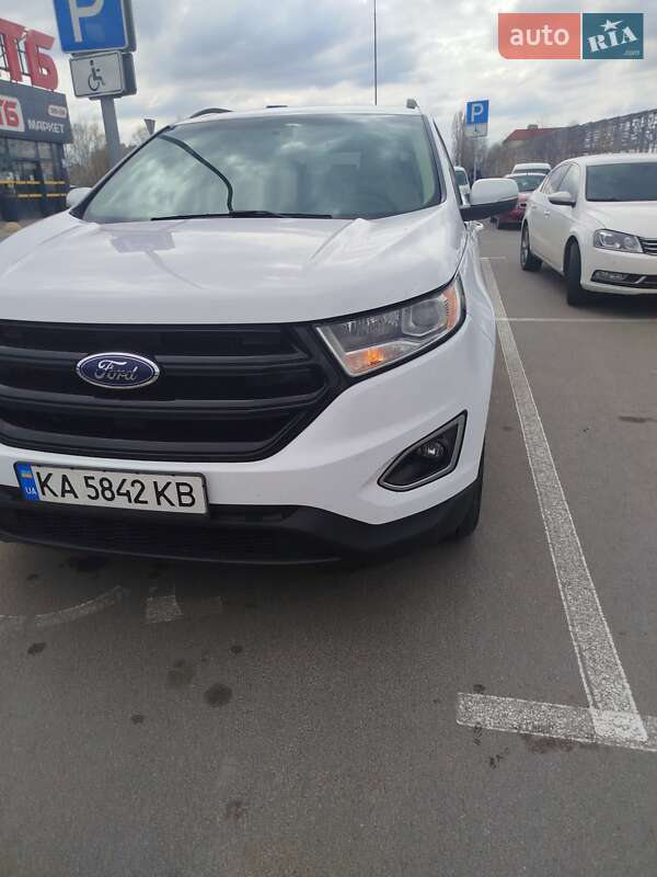 Позашляховик / Кросовер Ford Edge 2016 в Києві