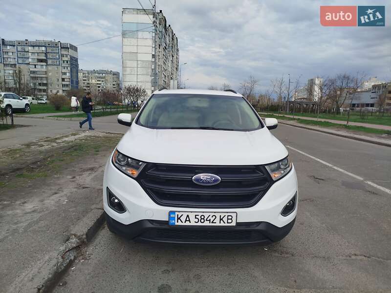 Позашляховик / Кросовер Ford Edge 2016 в Києві