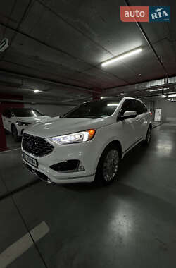 Ford Edge  2020