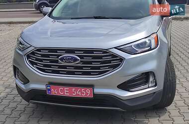 Ford Edge  2021
