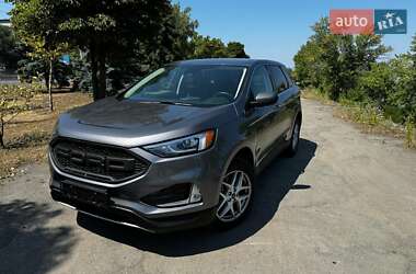 Ford Edge  2021