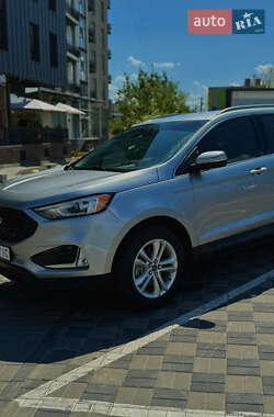 Ford Edge  2020