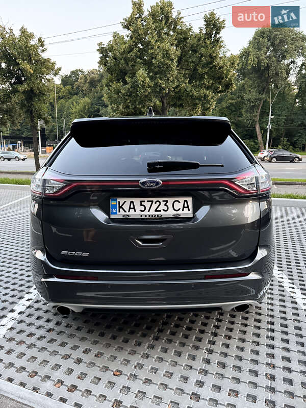 Позашляховик / Кросовер Ford Edge 2016 в Києві