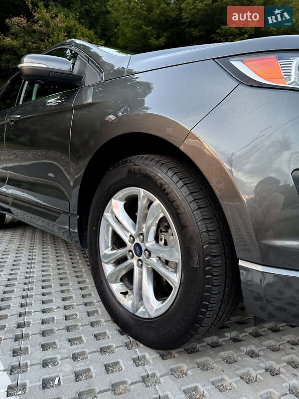 Позашляховик / Кросовер Ford Edge 2016 в Києві