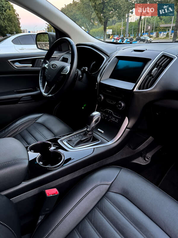 Позашляховик / Кросовер Ford Edge 2016 в Києві