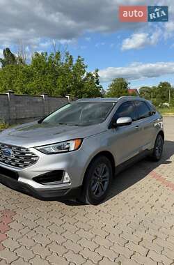 Ford Edge  2021
