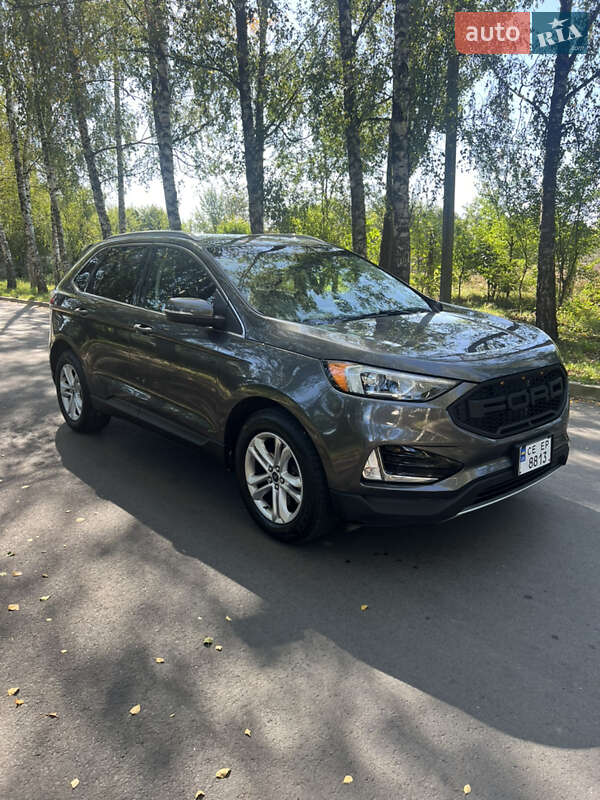 Позашляховик / Кросовер Ford Edge 2019 в Чернівцях