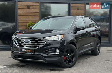 Ford Edge  2021