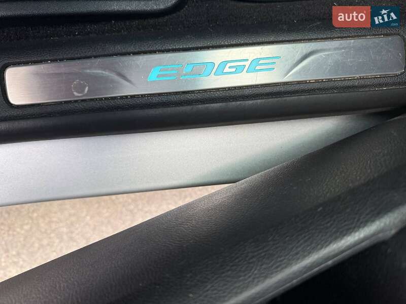 Внедорожник / Кроссовер Ford Edge 2017 в Днепре