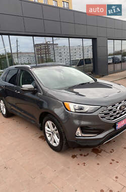 Ford Edge  2020