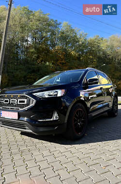 Ford Edge  2020