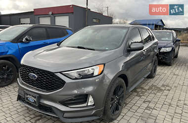 Ford Edge  2021