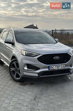 Ford Edge  2021