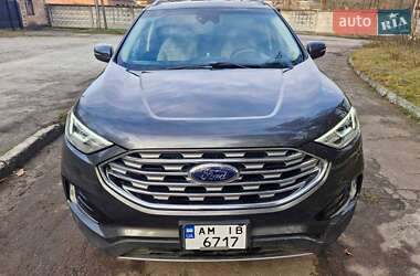 Ford Edge  2020
